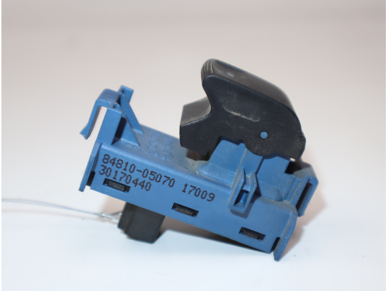 Commande leve-glace porte arrière gauche occasion TOYOTA VERSO Phase 1 - 126 D-4D