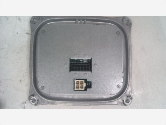 Boitier xenon phare g occasion PEUGEOT 308 II Phase 1 - 1.6 BlueHDI 120ch