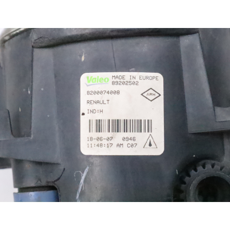 PHARE ANTIBROUILLARD AVD