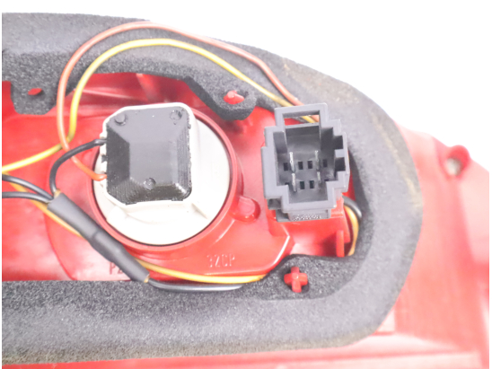 Feu arrière droit occasion AUDI Q7 I Phase 1 - 3.0 TDi V6 232ch