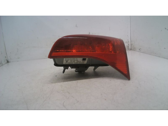 Feu arrière intérieur droit occasion AUDI A4 II Phase 2 - 3.2 FSI 256ch