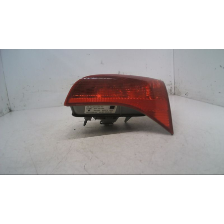 Feu arrière intérieur droit occasion AUDI A4 II Phase 2 - 3.2 FSI 256ch