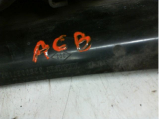 Feu arrière droit occasion RENAULT ESPACE IV Phase 1 - 1.9 DCI