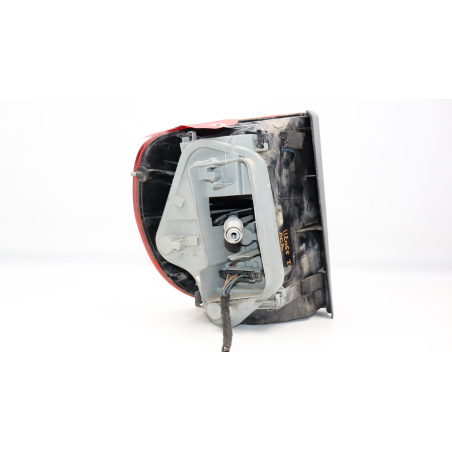 Feu arrière droit occasion VOLKSWAGEN FOX Phase 1 - 1.2i 6v 55ch