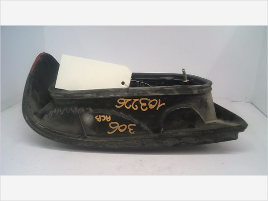 Feu arrière droit occasion PEUGEOT 306 Phase 2 - 1.4i