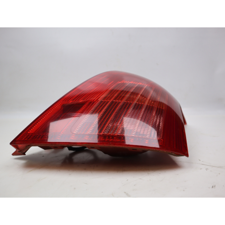 Feu arrière droit occasion SUZUKI SWIFT III Phase 1 - 1.3i 90ch