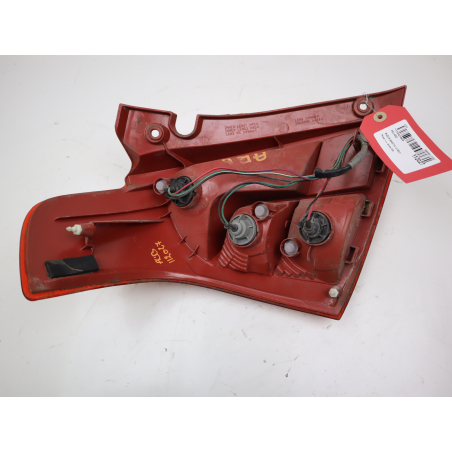 Feu arrière droit occasion SUZUKI SWIFT III Phase 1 - 1.3i 90ch