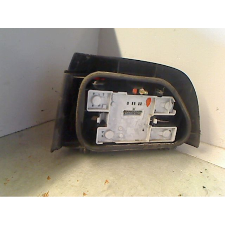 Feu arrière droit occasion RENAULT CLIO I Phase 1 - 1.2