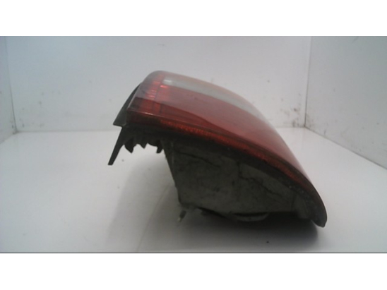 Feu arrière droit occasion OPEL ZAFIRA I Phase 1 - 2.2 DTI 16v