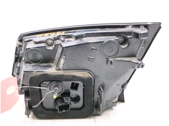 Feu arrière interieur gauche occasion PEUGEOT 5008 II Phase 2 - 1.2 130ch