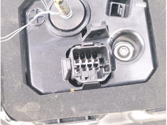 Feu arrière interieur gauche occasion PEUGEOT 5008 II Phase 2 - 1.2 130ch