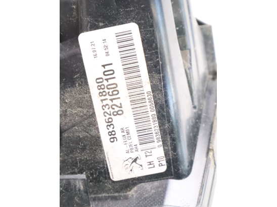 Feu arrière interieur gauche occasion PEUGEOT 5008 II Phase 2 - 1.2 130ch