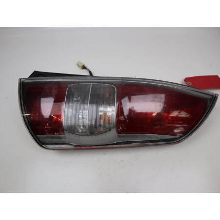 Feu arrière droit occasion DAIHATSU SIRION II Phase 1 - 1.3i 86ch