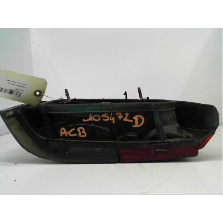 Feu arrière droit occasion PEUGEOT 106 Phase 1 - 1.5D