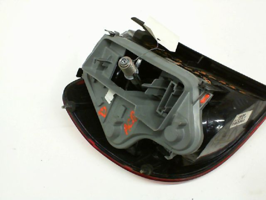 Feu arrière droit occasion VOLKSWAGEN FOX Phase 1 - 1.4 TDI 70ch