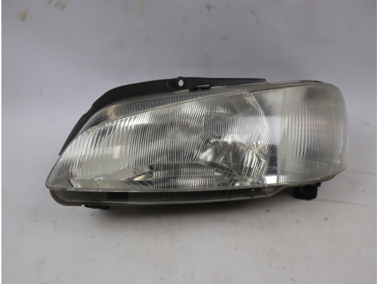 Phare gauche occasion PEUGEOT 106 Phase 2 - 1.1i