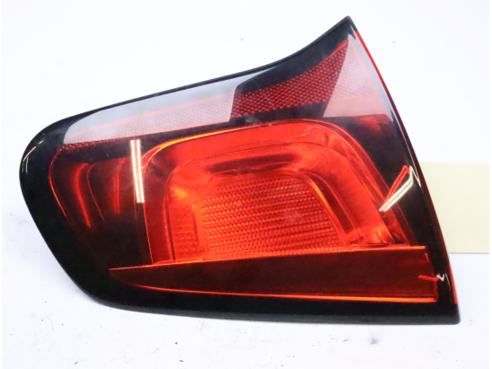 Feu arrière interieur gauche occasion CITROEN C3 II Phase 1 - 1.4 HDi 70ch