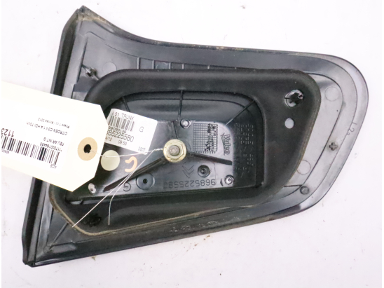 Feu arrière interieur gauche occasion CITROEN C3 II Phase 1 - 1.4 HDi 70ch
