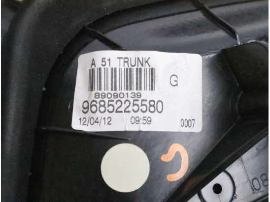 Feu arrière interieur gauche occasion CITROEN C3 II Phase 1 - 1.4 HDi 70ch