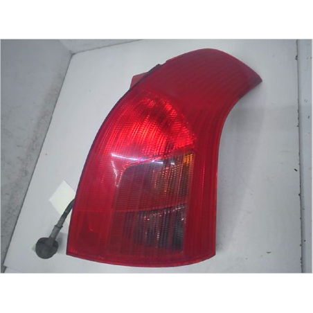 Feu arrière droit occasion SUZUKI SWIFT III Phase 1 - 1.3i 90ch