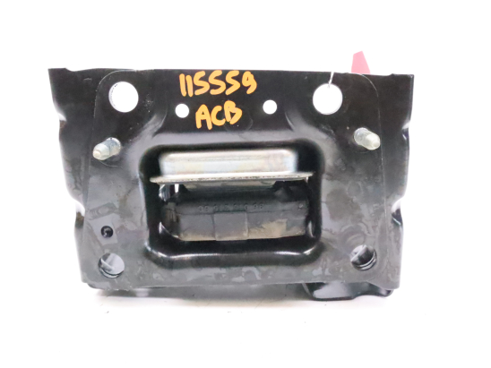 SUPPORT BOITE DE VITESSE