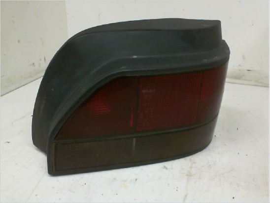 Feu arrière droit occasion RENAULT CLIO I Phase 1 - 1.2i