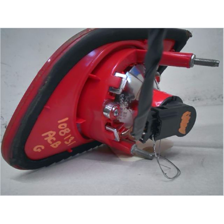 Feu arrière interieur gauche occasion VOLKSWAGEN PASSAT V Phase 1 - 1.9 TDI 105ch