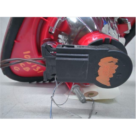 Feu arrière interieur gauche occasion VOLKSWAGEN PASSAT V Phase 1 - 1.9 TDI 105ch