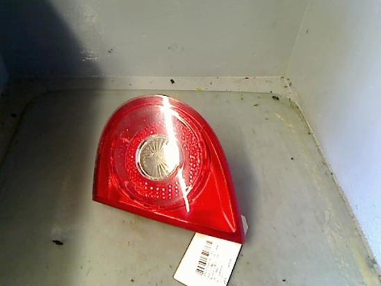 Feu arrière intérieur droit occasion VOLKSWAGEN GOLF V Phase 1 - 1.9 TDI 105ch