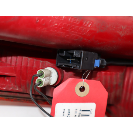 Feu arrière droit occasion CITROEN C4 I Phase 2 - 1.6 HDI 110ch