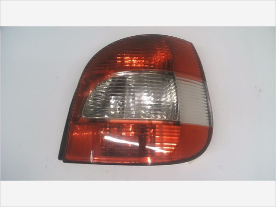 Feu arrière droit occasion RENAULT MEGANE SCENIC I Phase 2 - 1.6 16v