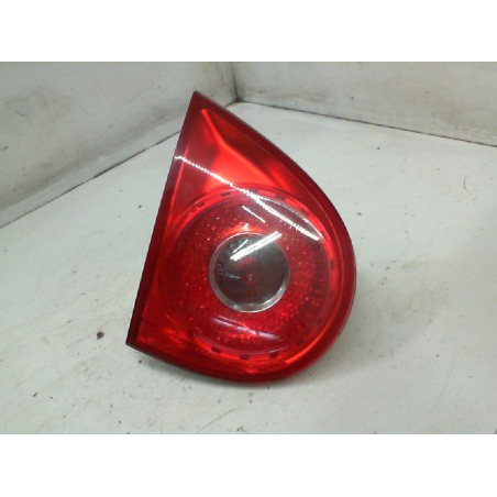 Feu arrière interieur gauche occasion VOLKSWAGEN GOLF V Phase 1 - 1.6 FSI 115ch