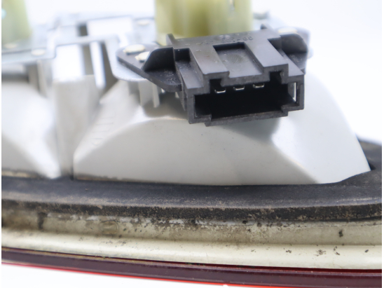 Feu arrière interieur gauche occasion MERCEDES CLASSE CLK I Phase 1 - 200