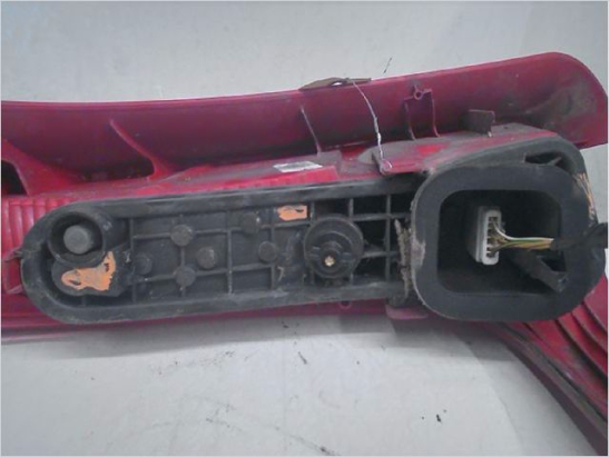 Feu arrière droit occasion PEUGEOT 206 phase 1 SW - 1.4 HDI 70ch