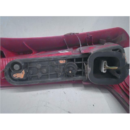 Feu arrière droit occasion PEUGEOT 206 phase 1 SW - 1.4 HDI 70ch