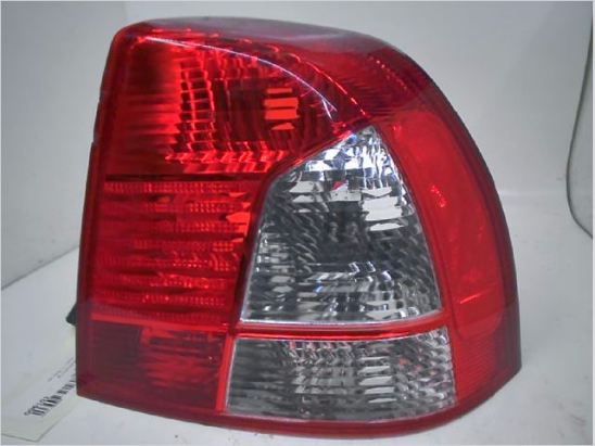 Feu arrière droit occasion KIA SHUMA II Phase 1 - 1.6i