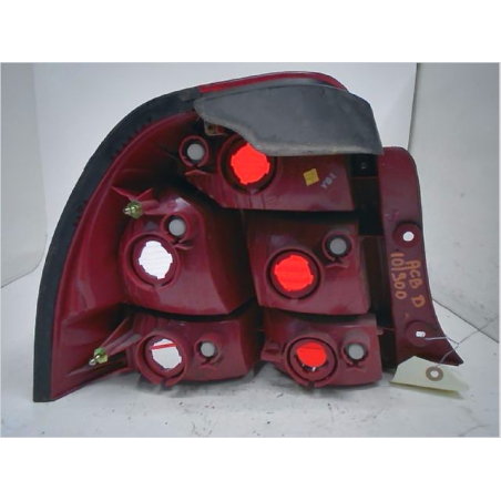 Feu arrière droit occasion KIA SHUMA II Phase 1 - 1.6i