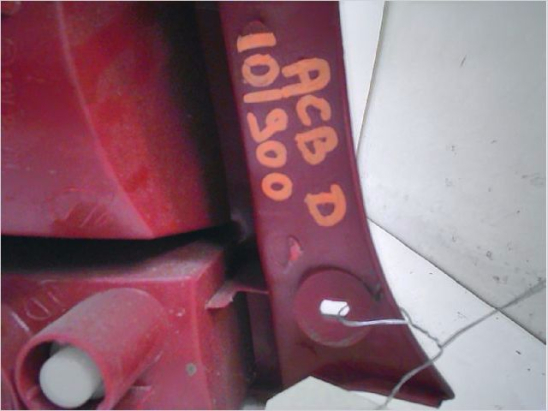 Feu arrière droit occasion KIA SHUMA II Phase 1 - 1.6i