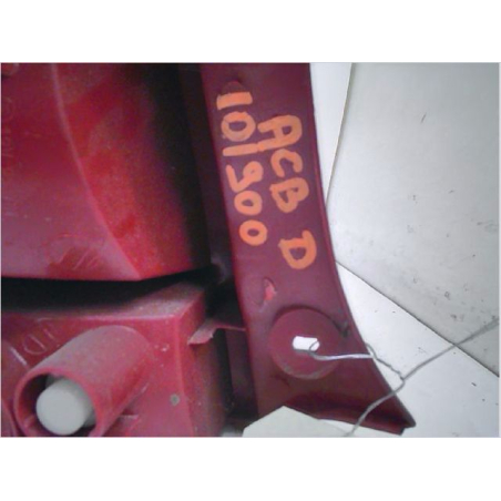 Feu arrière droit occasion KIA SHUMA II Phase 1 - 1.6i