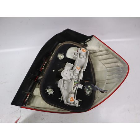 Feu arrière gauche occasion B.M.W. SERIE 1 I Phase 2 - 120d 177ch