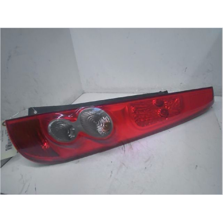 Feu arrière droit occasion FORD FIESTA V Phase 2 - 1.4 TDCI