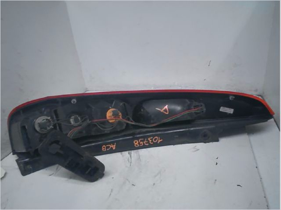 Feu arrière droit occasion FORD FIESTA V Phase 2 - 1.4 TDCI