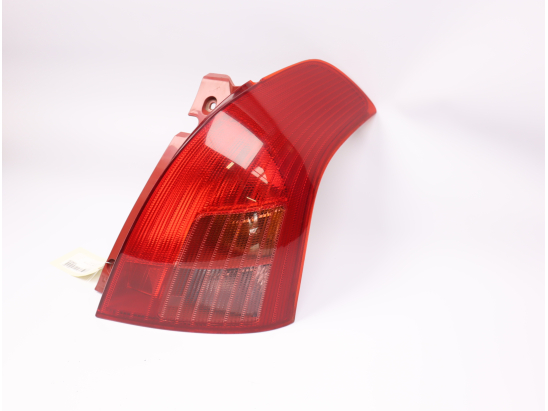 Feu arrière droit occasion SUZUKI SWIFT III Phase 1 - 1.3 VVT 4X4