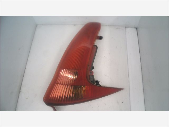 Feu arrière droit occasion PEUGEOT 206 phase 1 SW - 2.0 HDI 90ch