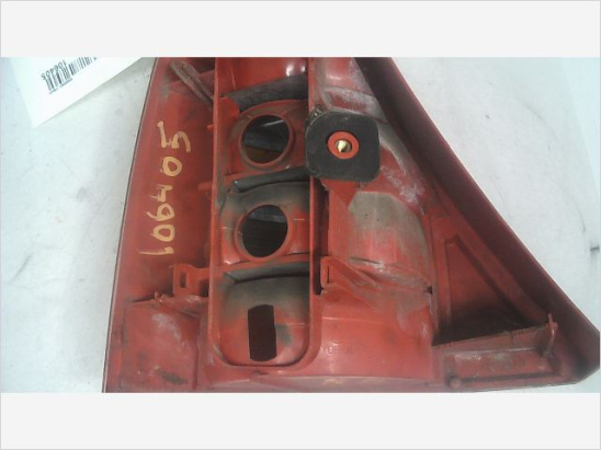 Feu arrière droit occasion RENAULT CLIO II Phase 1 - 1.2