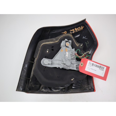 Feu arrière gauche occasion TOYOTA COROLLA IX phase 2 - 90 D4-D