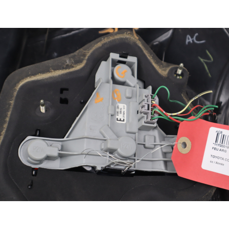 Feu arrière gauche occasion TOYOTA COROLLA IX phase 2 - 90 D4-D