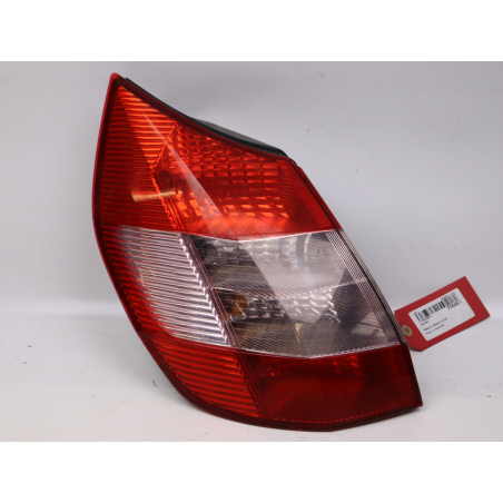 Feu arrière gauche occasion RENAULT SCENIC II Phase 1 - 1.9 DCI 120ch