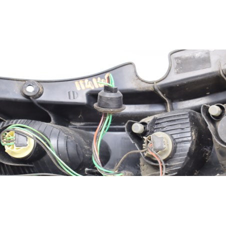 Feu arrière droit occasion NISSAN ALMERA TINO Phase 1 - 2.2 VDI