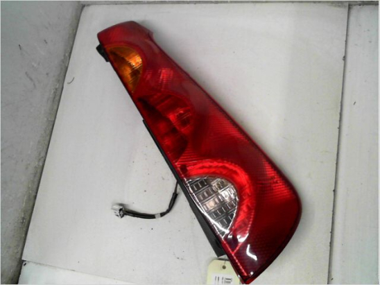 Feu arrière droit occasion NISSAN NOTE I Phase 1 - 1.5 DCI 86ch